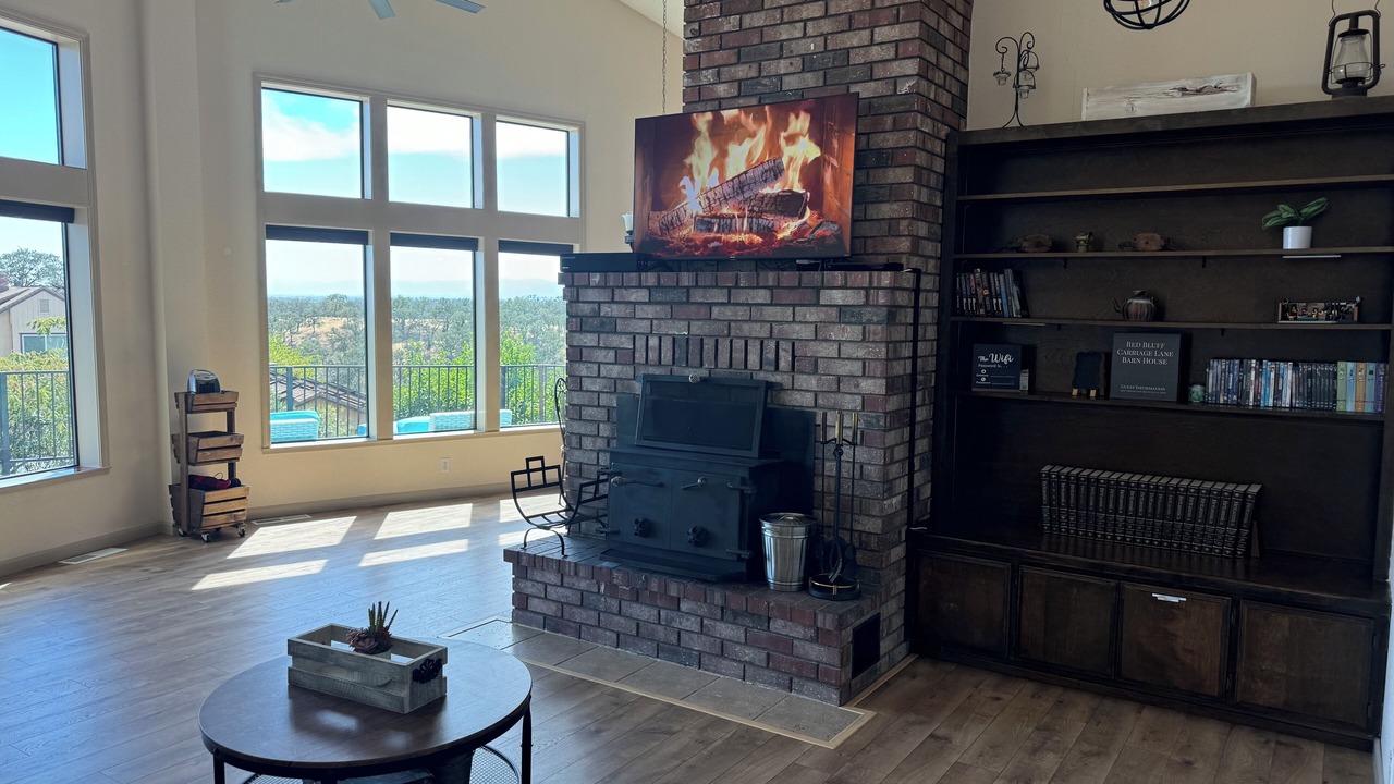 Photo of Livingroom in Red Bluff
