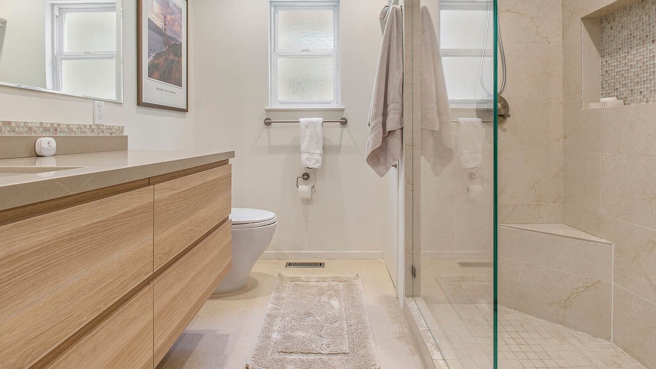 Photo of Bathroom in Shepherd Canyon
