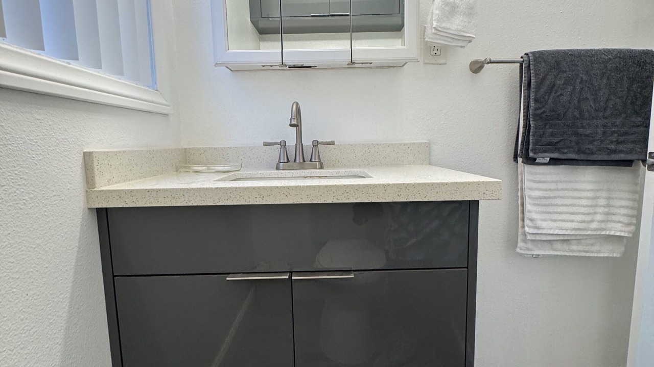 Photo of Bathroom in Belmont Shore