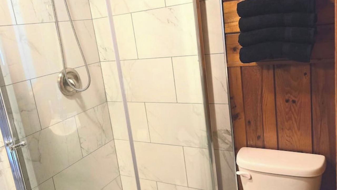 Photo of Bathroom in Cedar Ridge