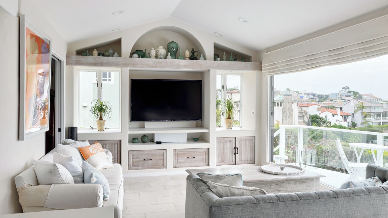 Photo of Livingroom in Emerald Bay