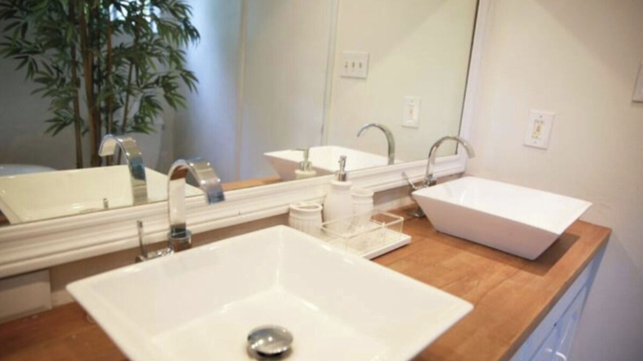 Photo of Bathroom in Mar Vista