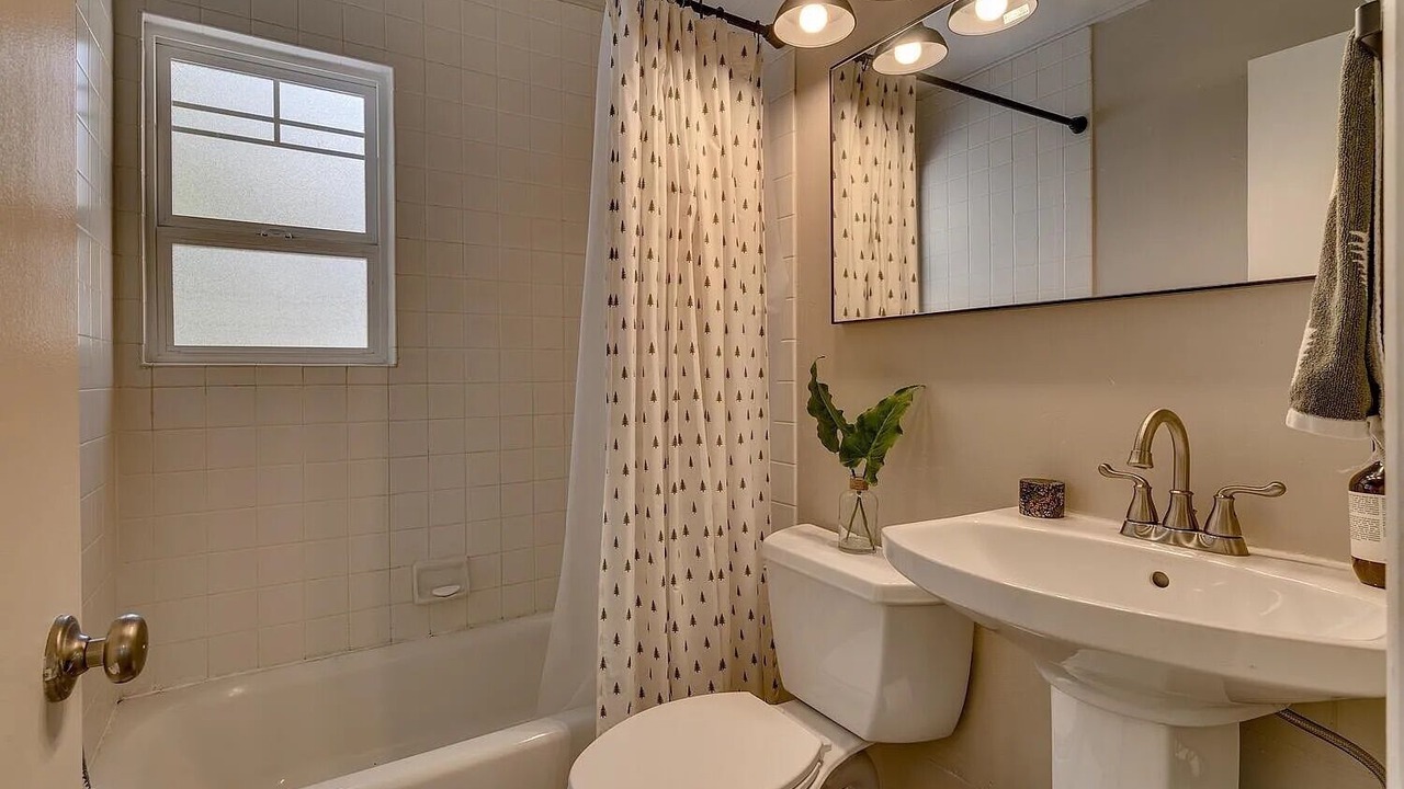 Photo of Bathroom in Tahoe Pines