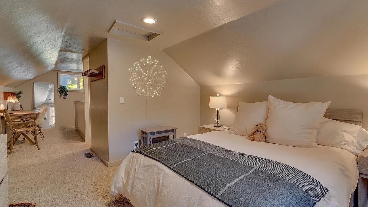 Photo of Bedroom in Tahoe Pines