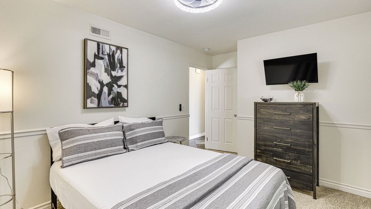 Photo of Bedroom in Poway