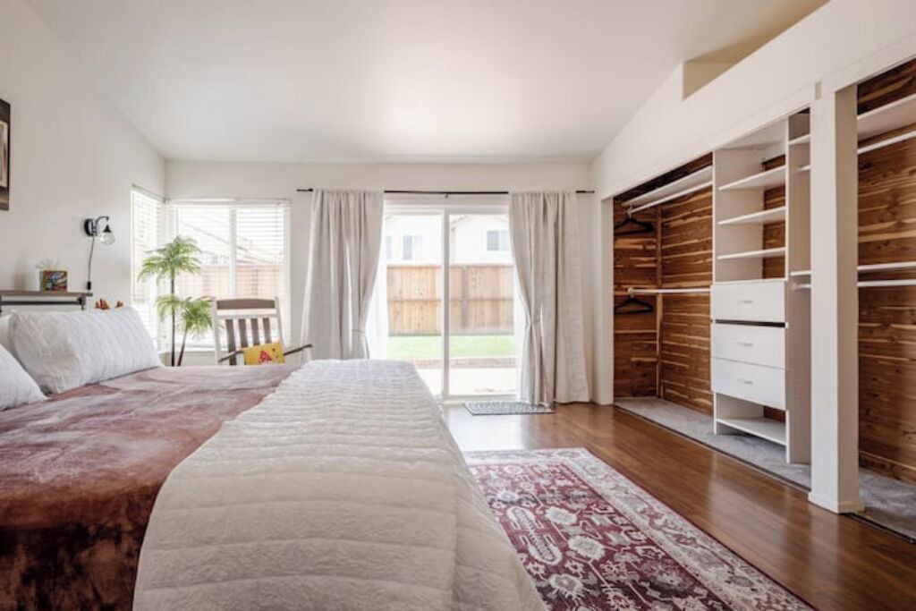 Photo of Bedroom in Marina