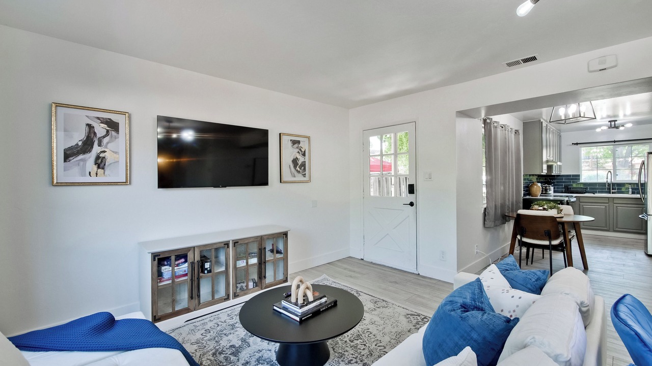 Photo of Livingroom in West San Jose