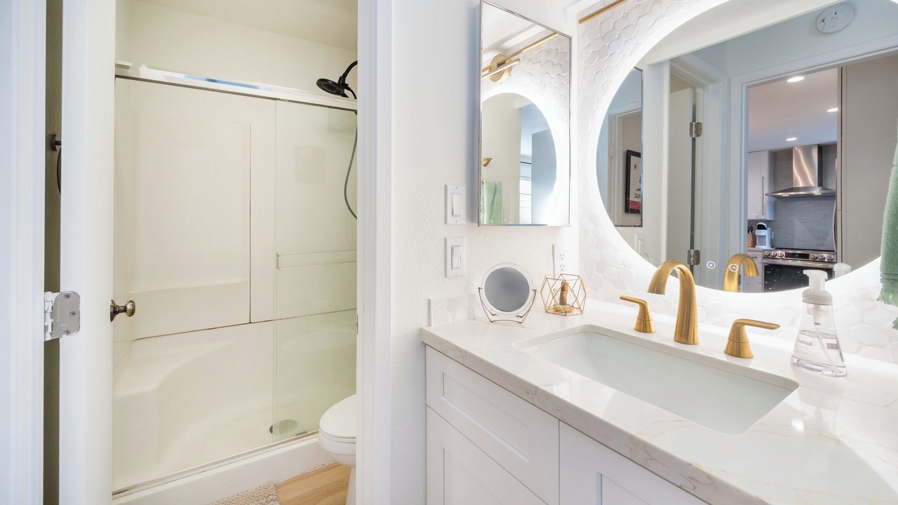 Photo of Bathroom in Crown Point