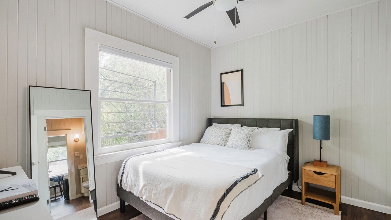 Photo of Bedroom in Los Gatos