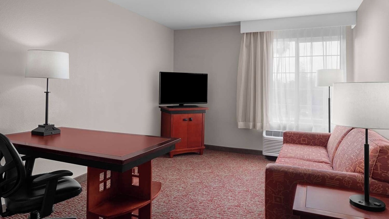 Photo of Livingroom in Downtown
