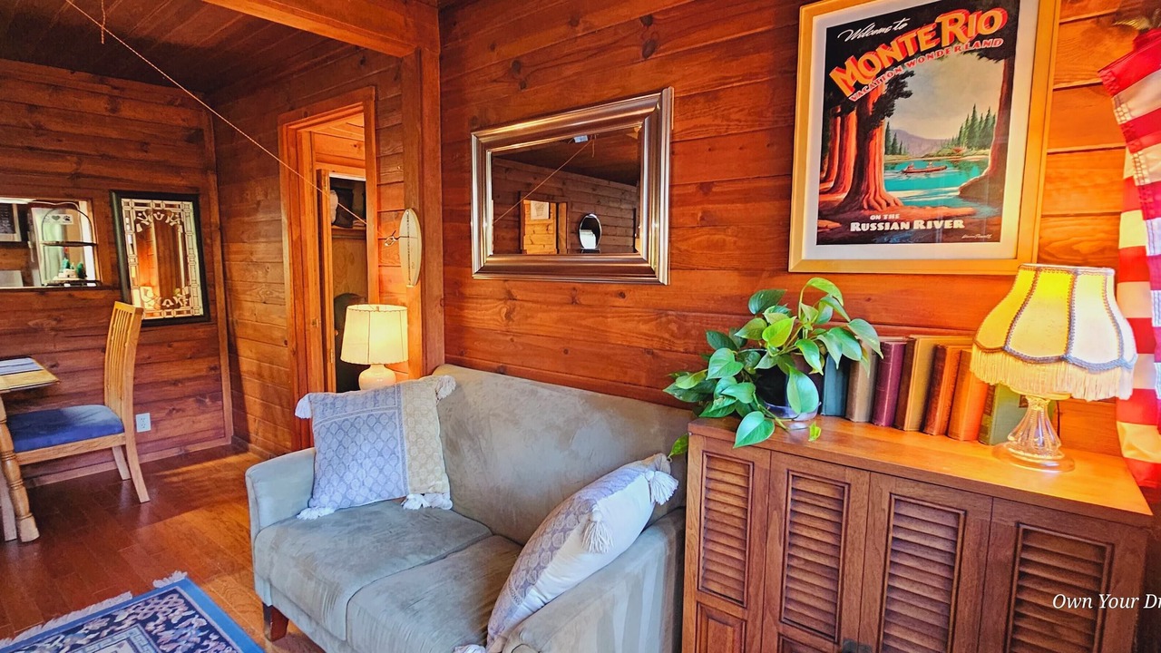 Photo of Livingroom in Northwood