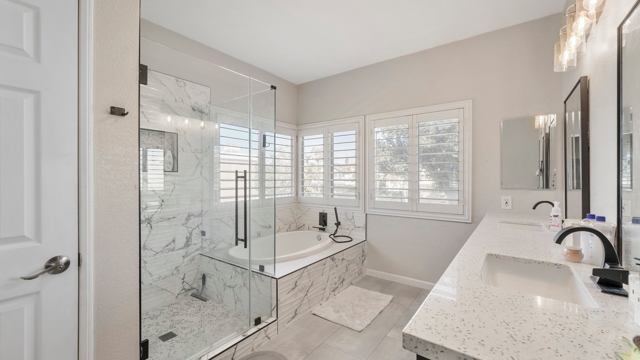 Photo of Bathroom in Ontario