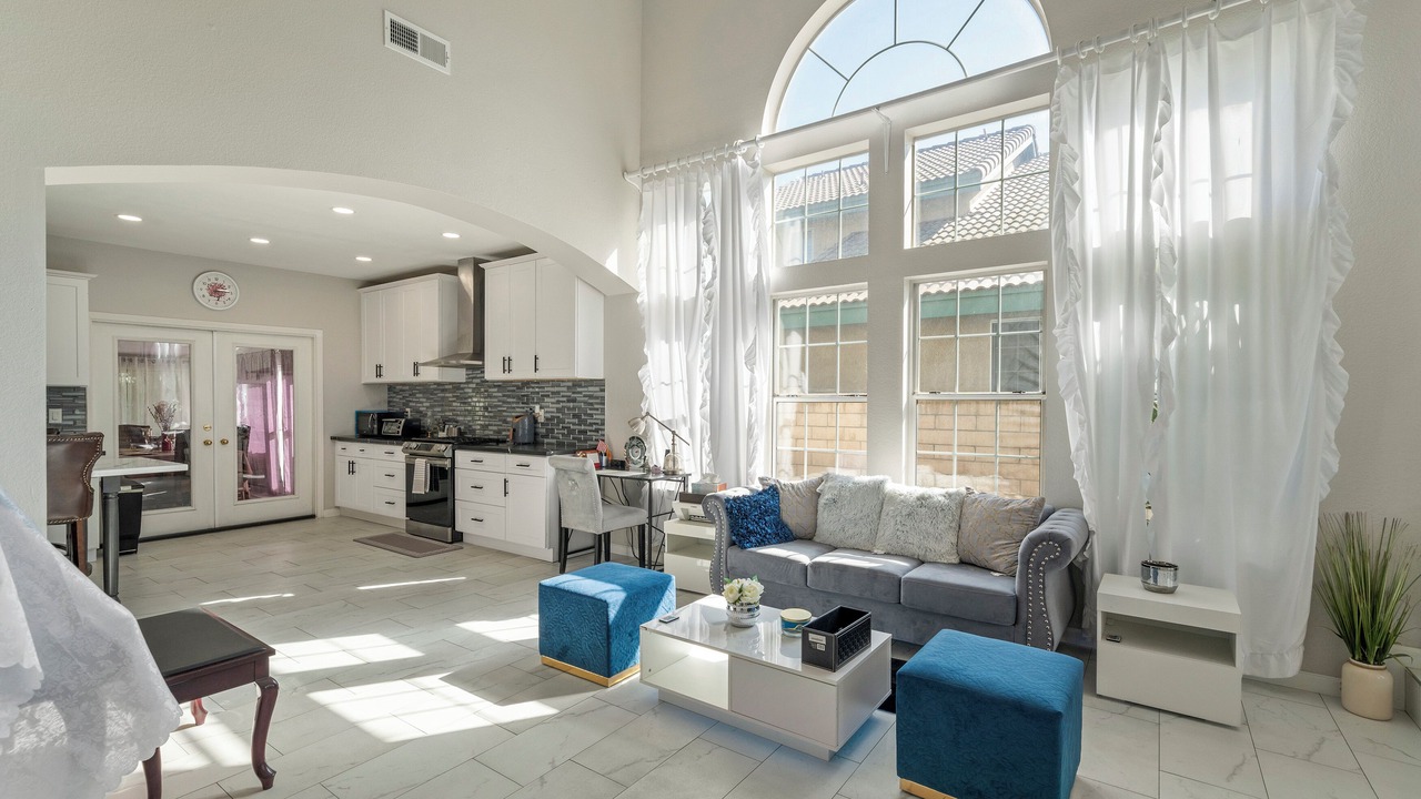 Photo of Livingroom in Ontario