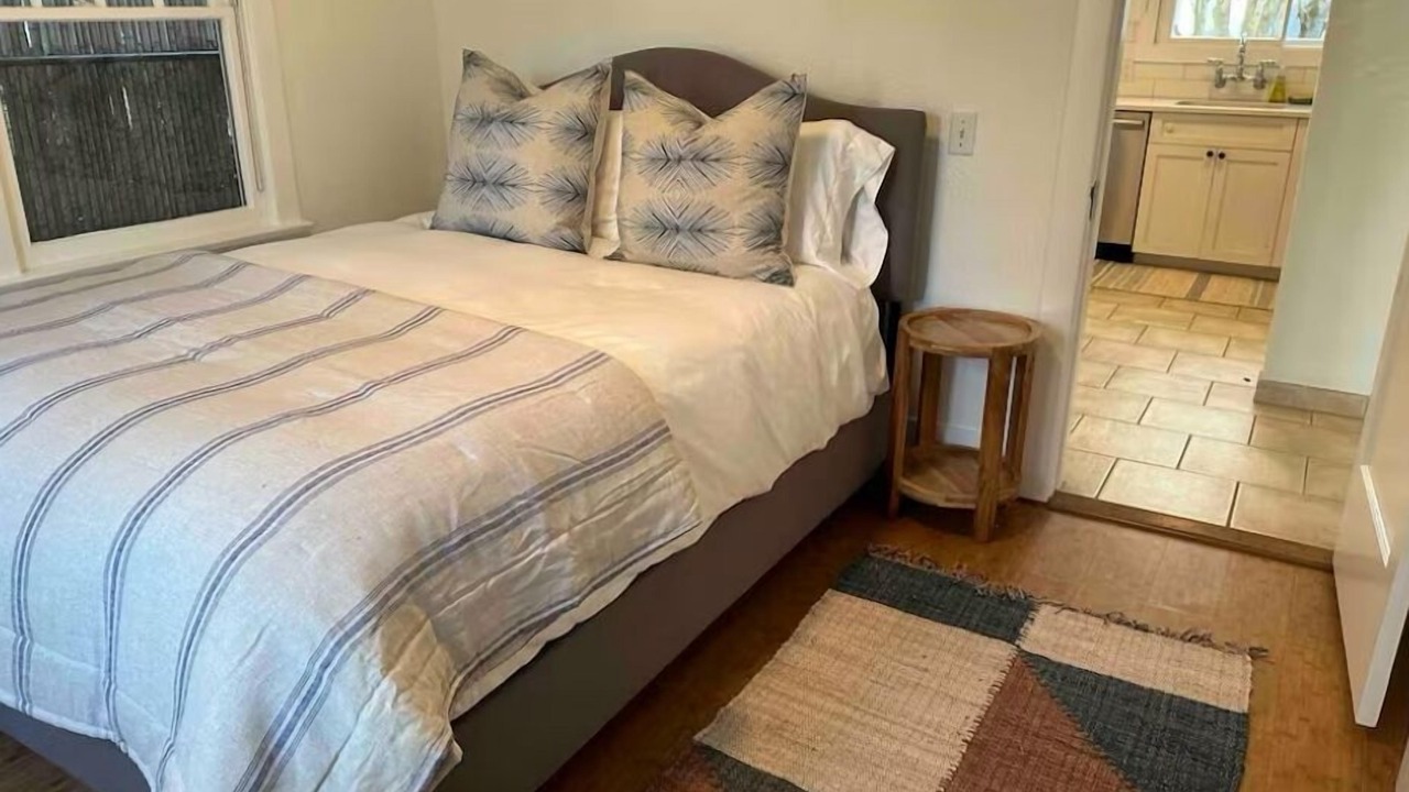 Photo of Bedroom in Lower State