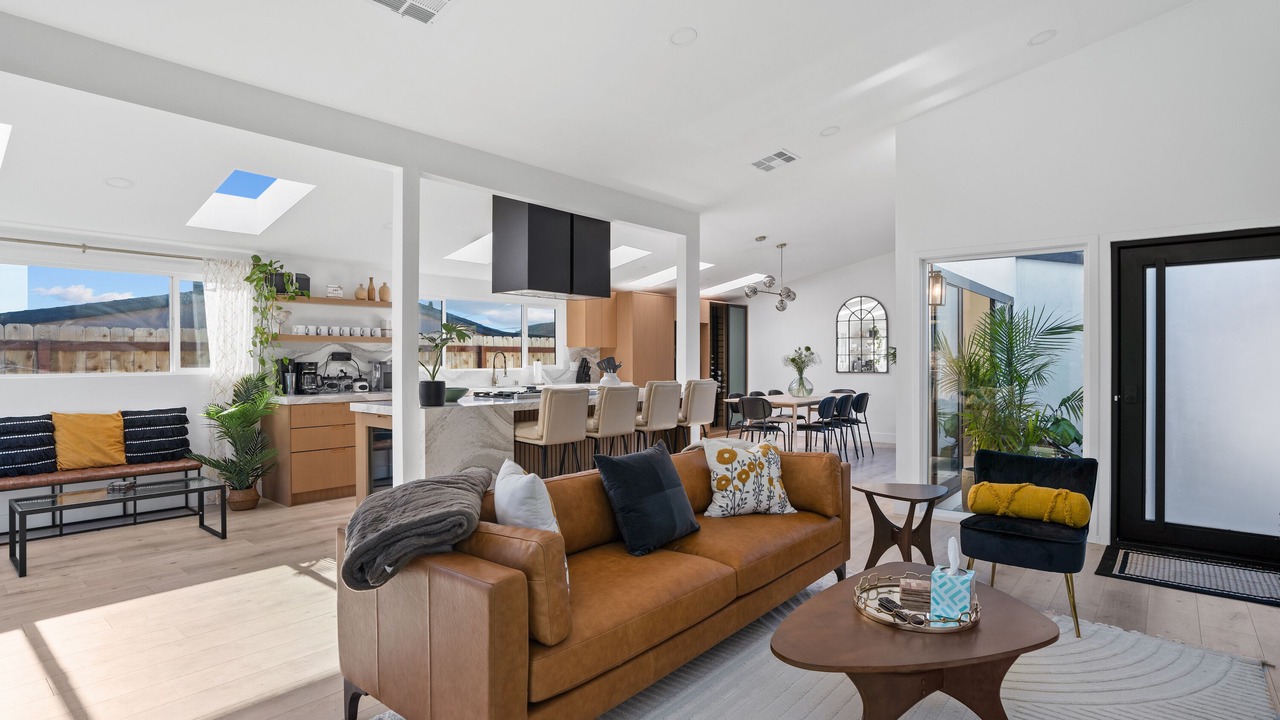 Photo of Livingroom in Lake Murray
