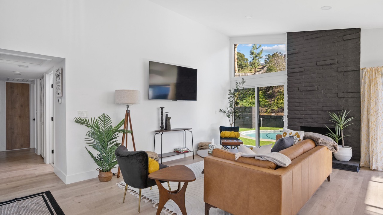 Photo of Livingroom in Lake Murray