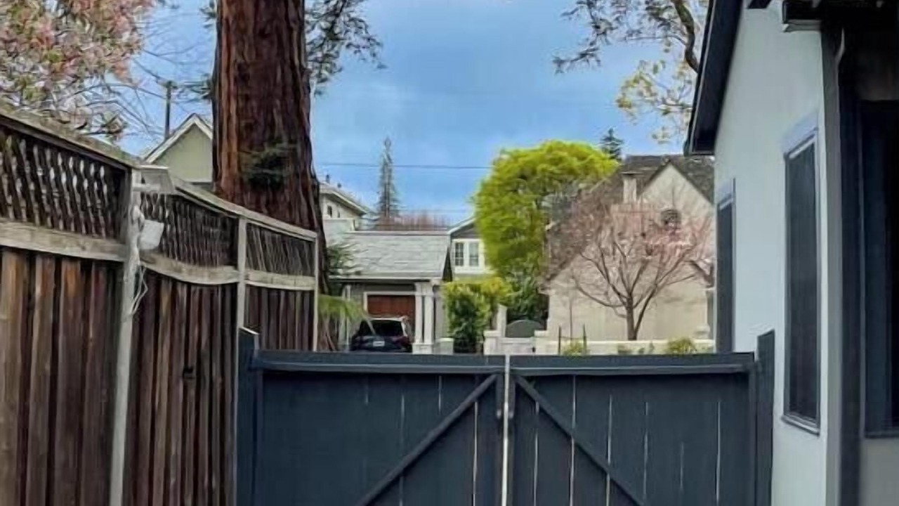 Photo of Outdoor in Old Palo Alto