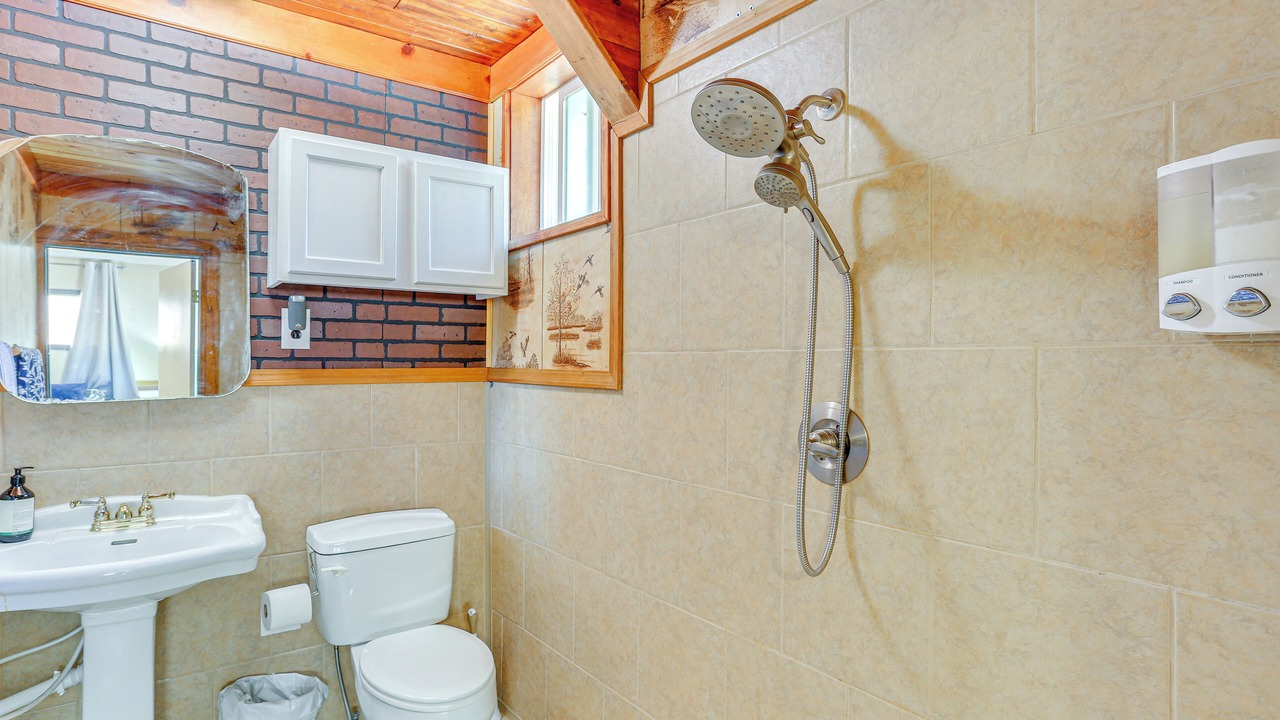 Photo of Bathroom in Burney