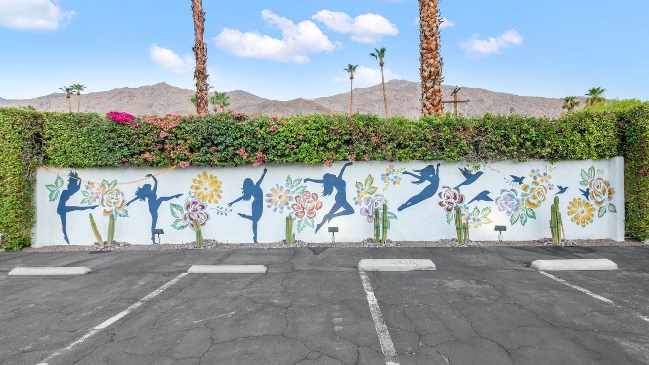 Photo of Others in Tahquitz River Estates