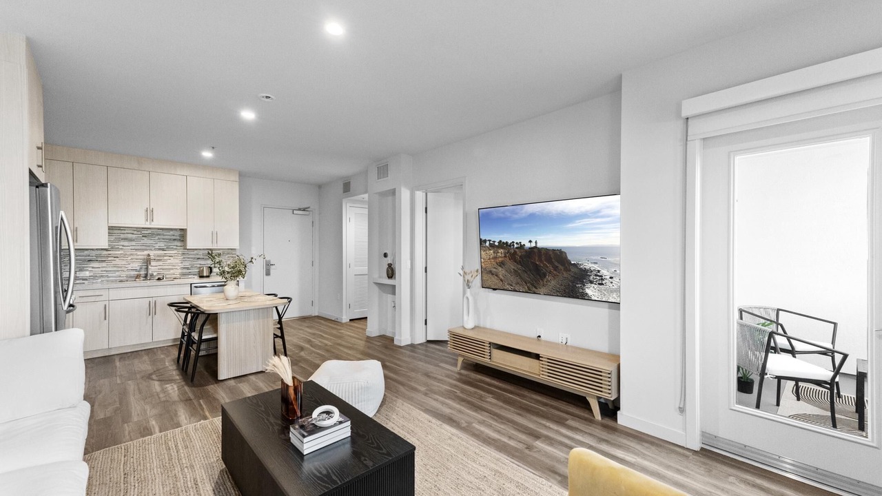 Photo of Livingroom in Melrose