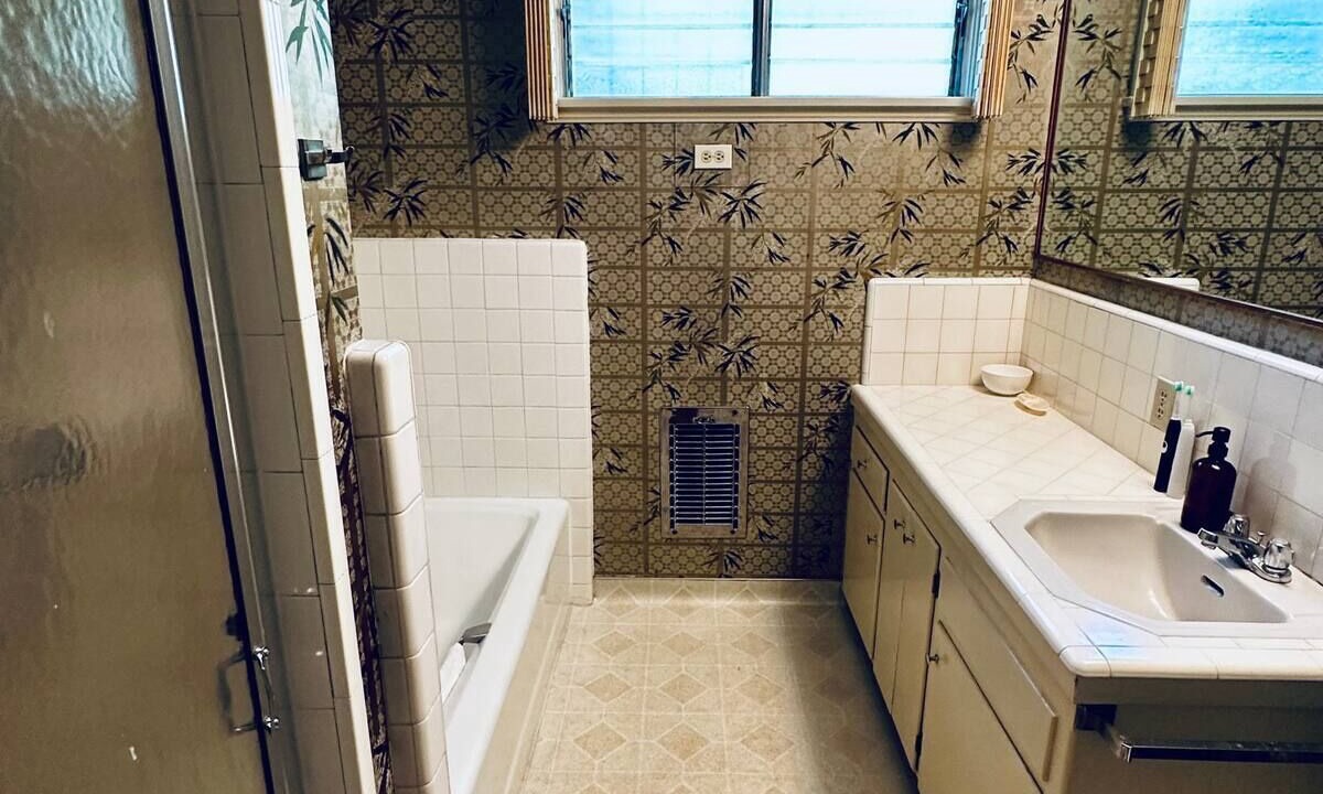 Photo of Bathroom in Silver Lake