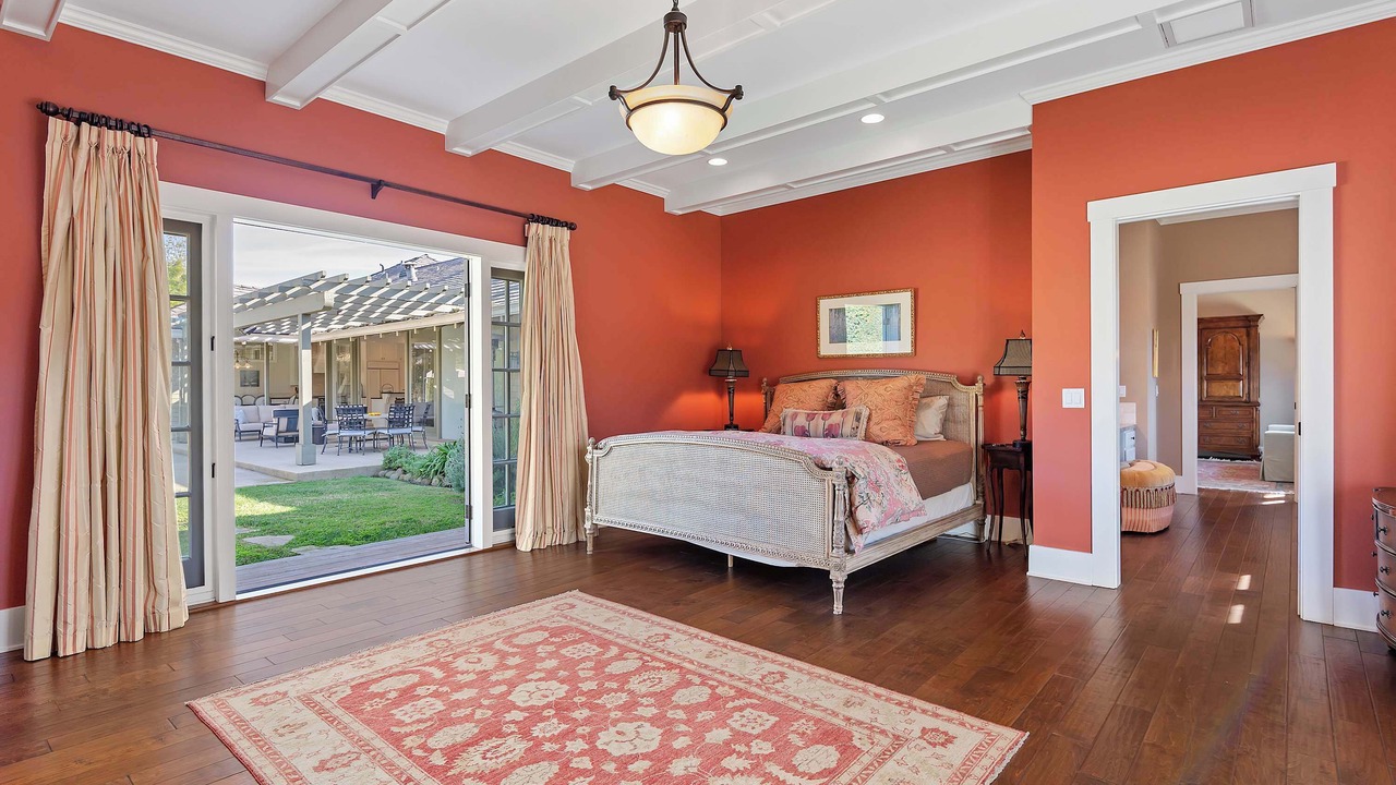 Photo of Livingroom in Upper East