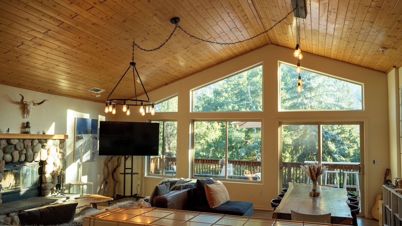 Photo of Livingroom in Pine Mountain Club