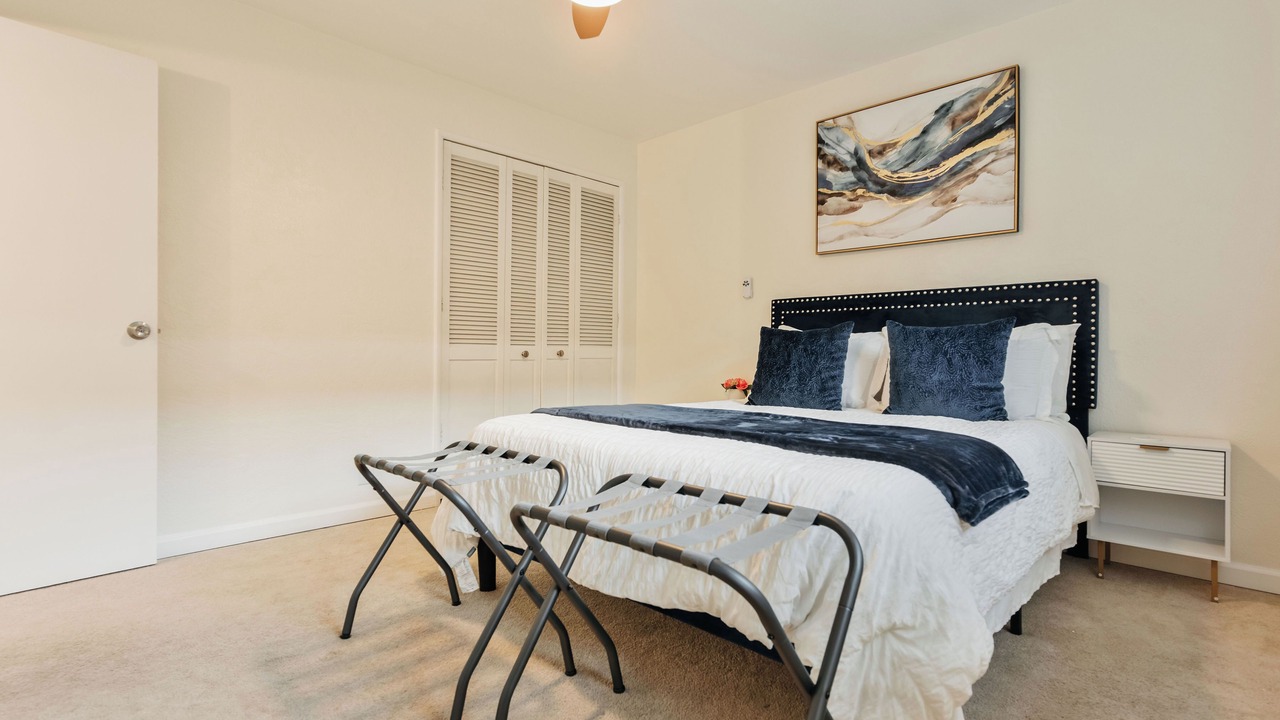Photo of Bedroom in Raisin