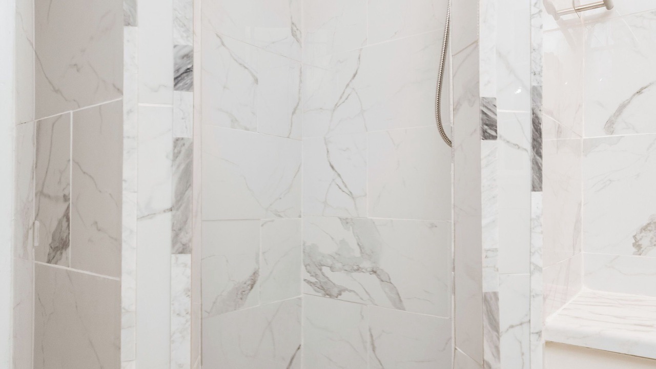 Photo of Bathroom in Raisin