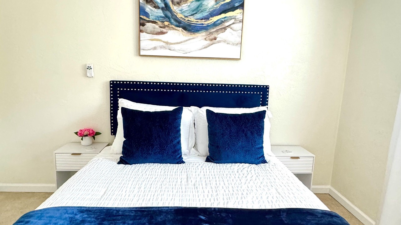 Photo of Bedroom in Raisin
