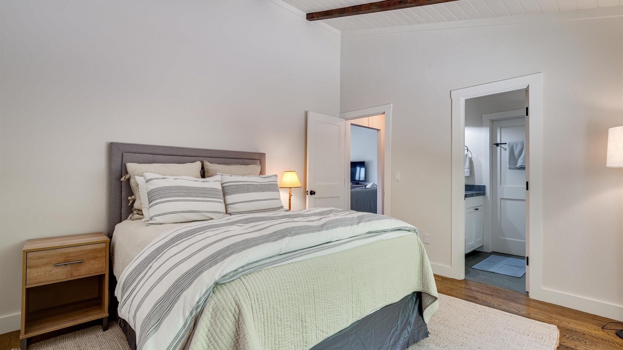 Photo of Bedroom in Calistoga