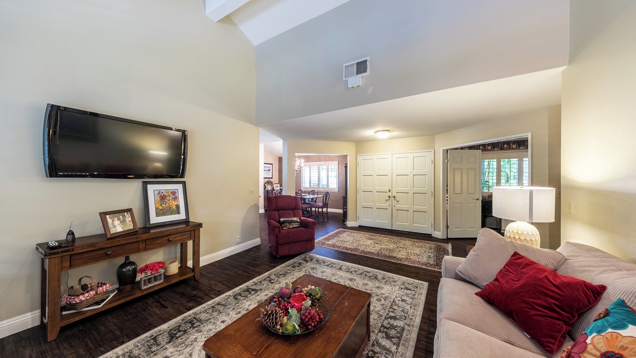 Photo of Livingroom in South Redlands