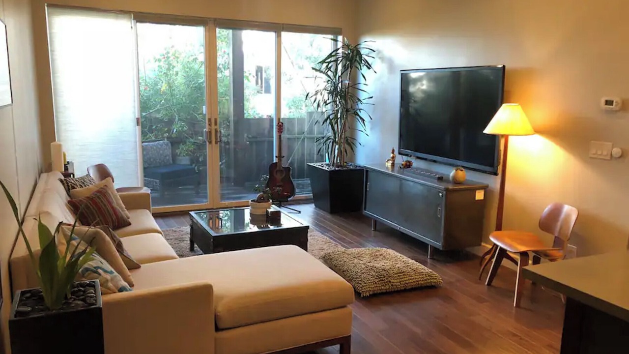 Photo of Livingroom in Eureka Valley