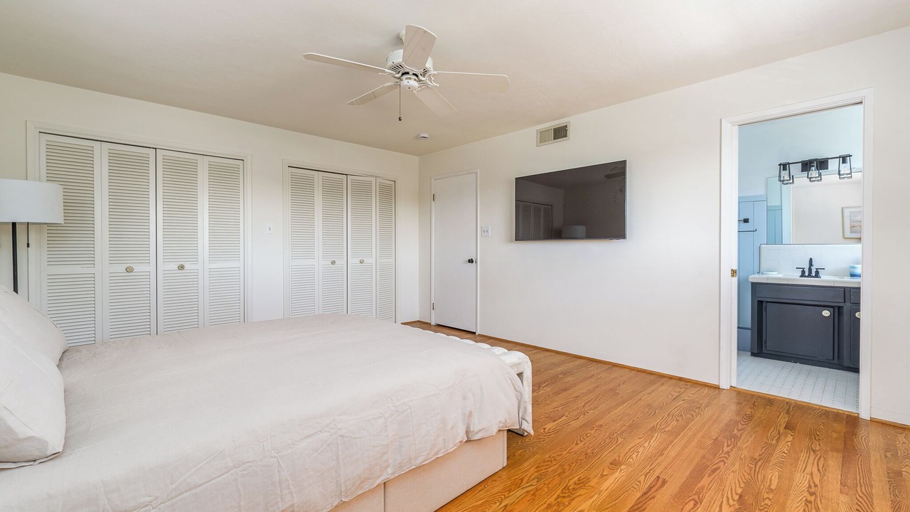 Photo of Bedroom in East Sacramento