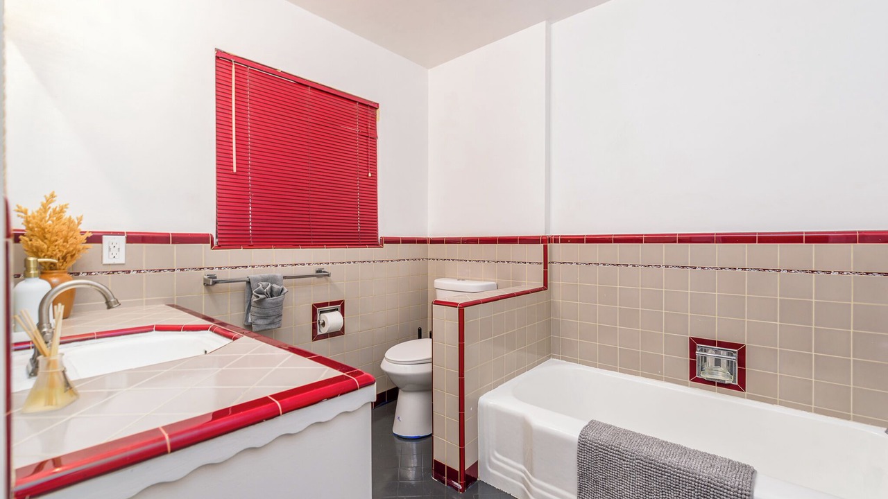 Photo of Bathroom in East Sacramento