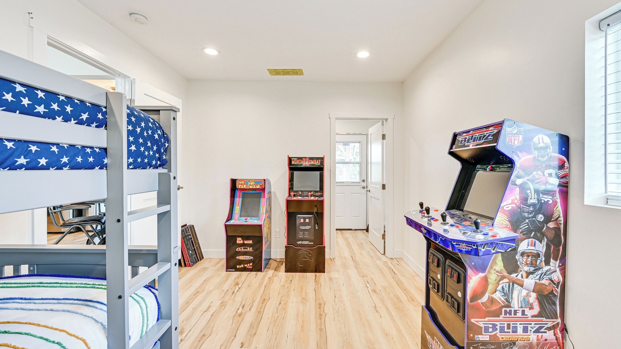 Photo of Bedroom in Lincoln Acres