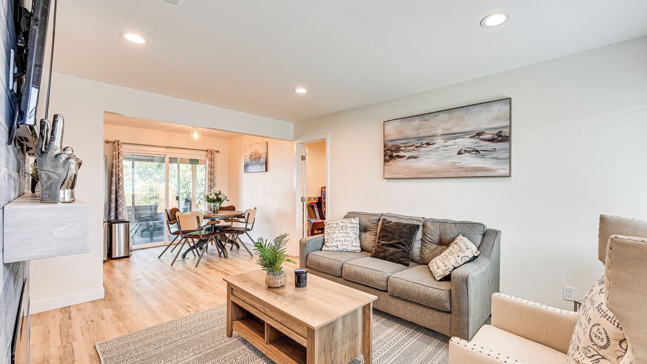 Photo of Livingroom in Lincoln Acres
