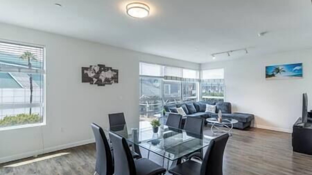Photo of Bedroom in Downtown Los Angeles