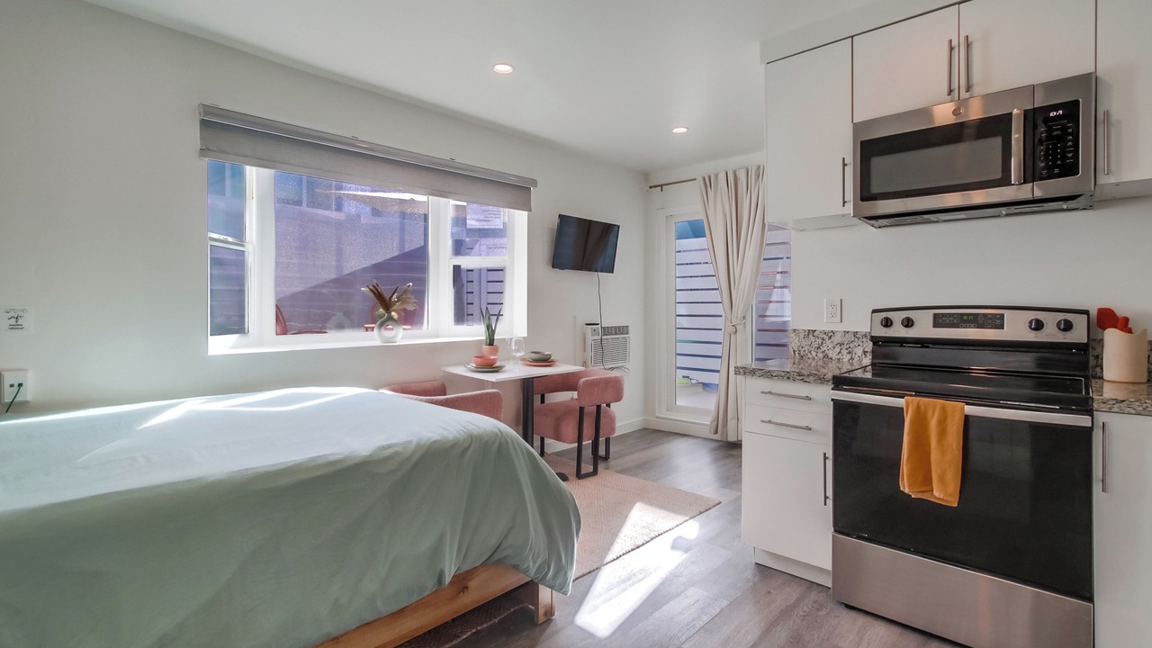 Photo of Bedroom in University Heights