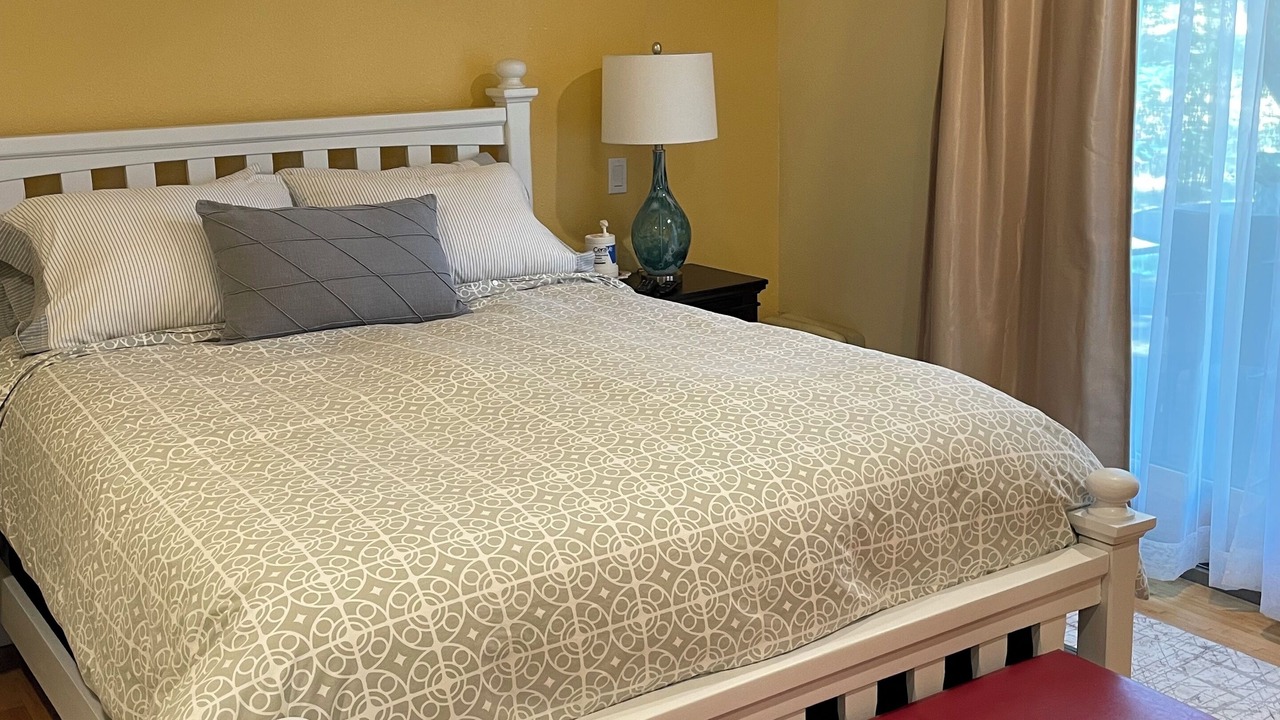 Photo of Bedroom in Glen Ellen