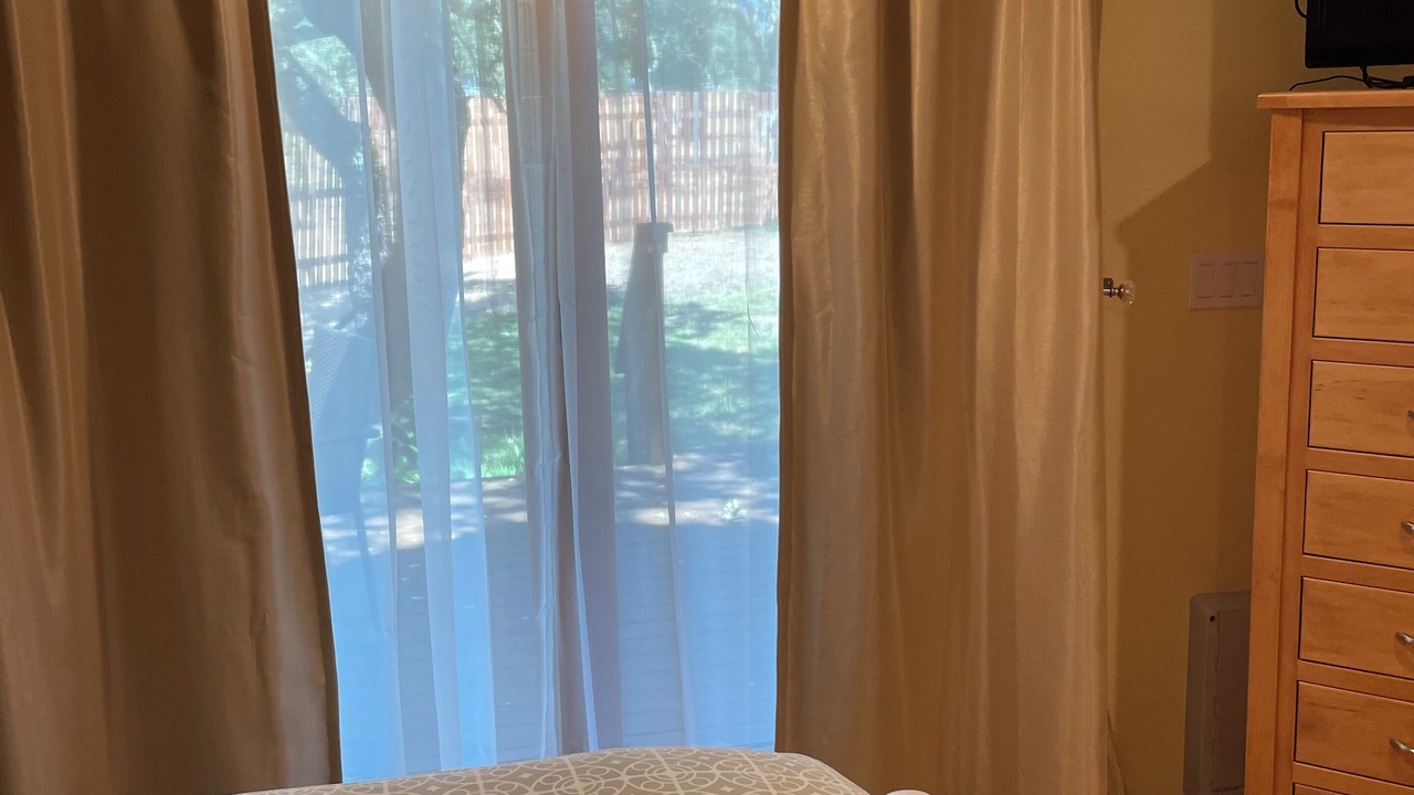 Photo of Bedroom in Glen Ellen