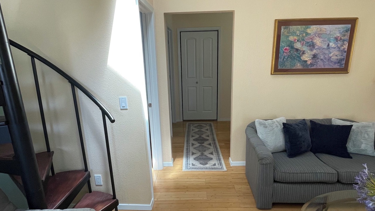 Photo of Livingroom in Glen Ellen