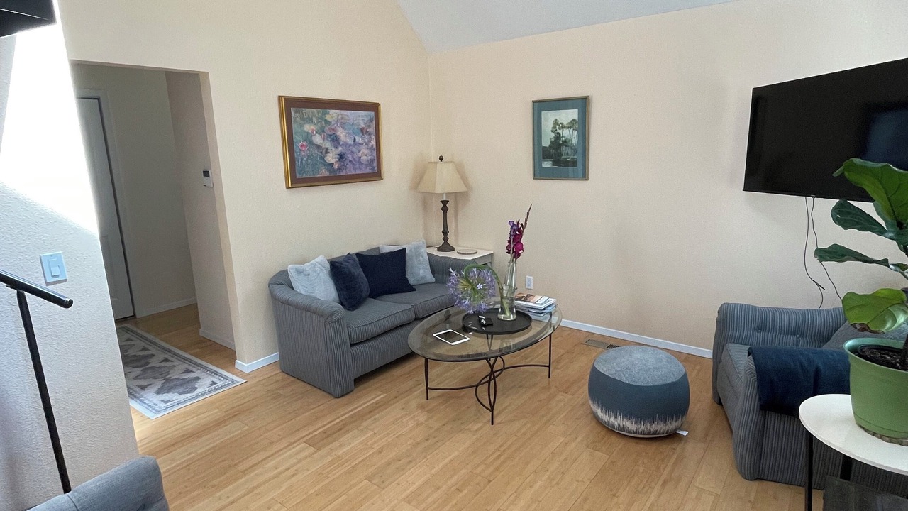 Photo of Livingroom in Glen Ellen