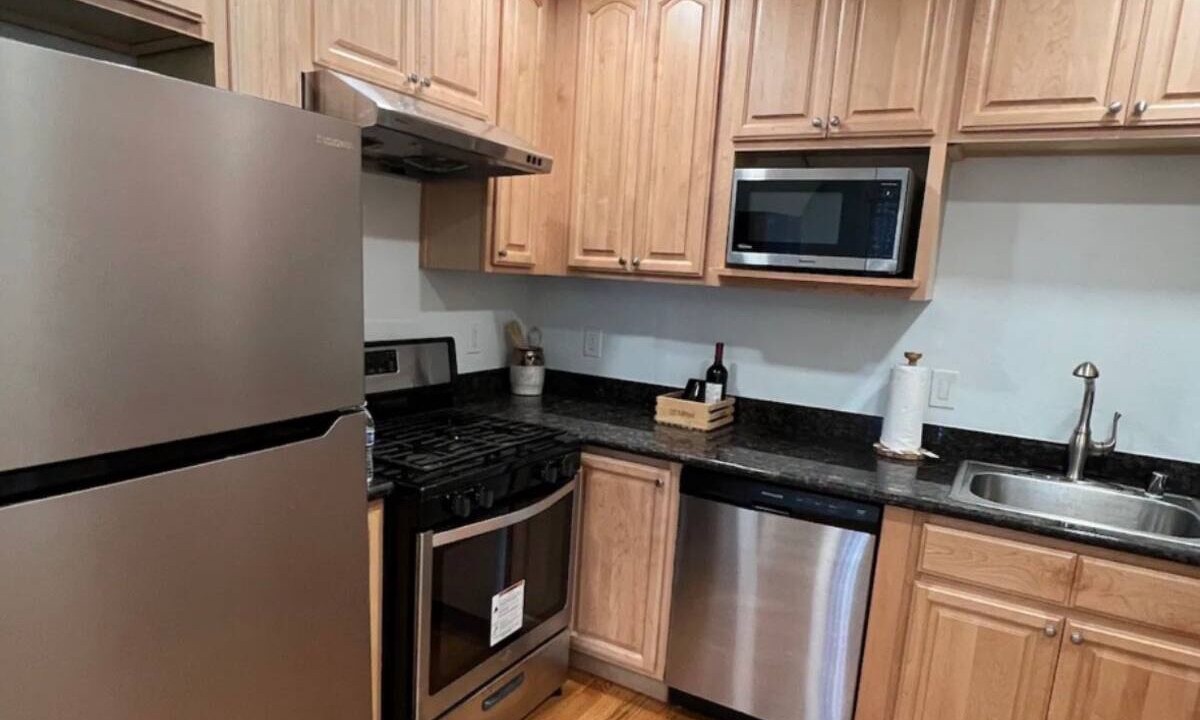 Photo of Kitchen in East Palo Alto