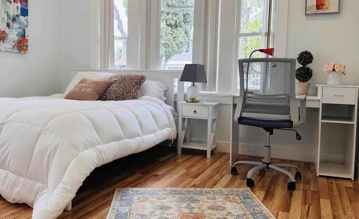 Photo of Bedroom in East Palo Alto