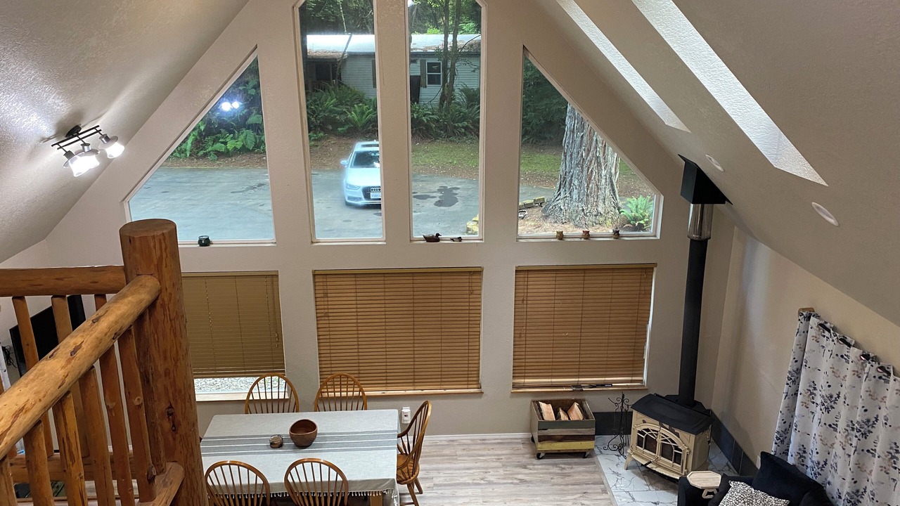 Photo of Livingroom in Crescent City