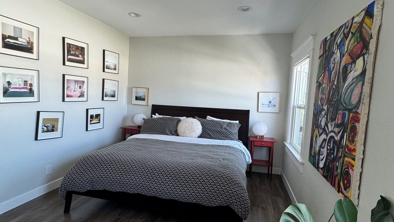 Photo of Bedroom in Mid City