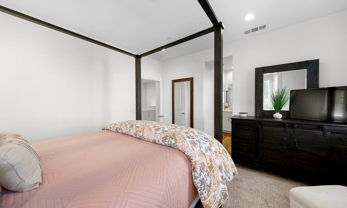 Photo of Bedroom in Imperial Beach