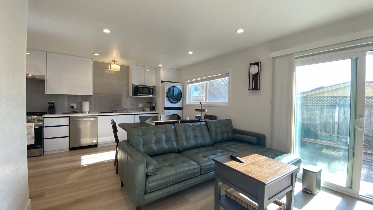 Photo of Livingroom in Sharp Park