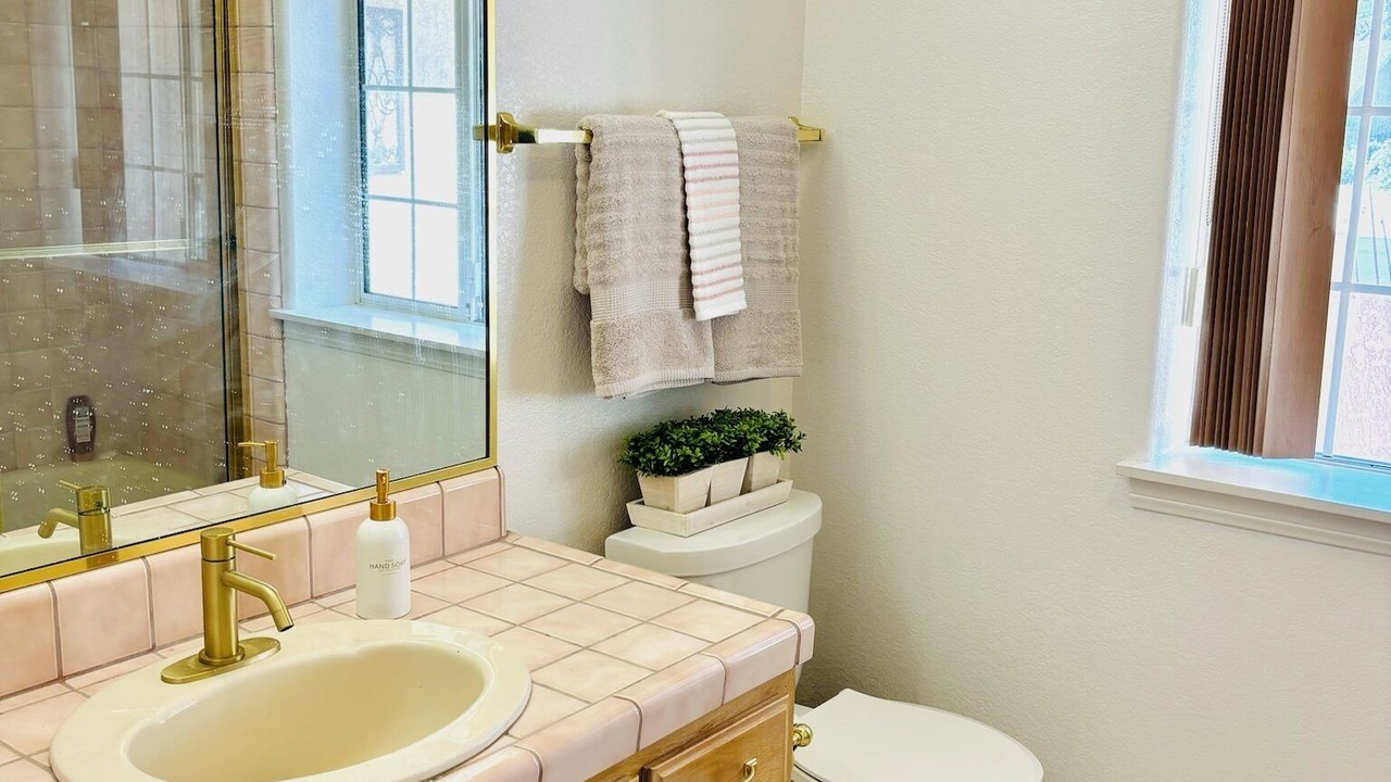 Photo of Bathroom in Silver Lakes Country Club